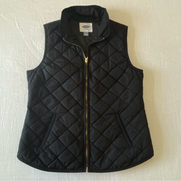 Old Navy Jackets & Blazers - Old Navy Black Quilted Jacket with Gold Zipper